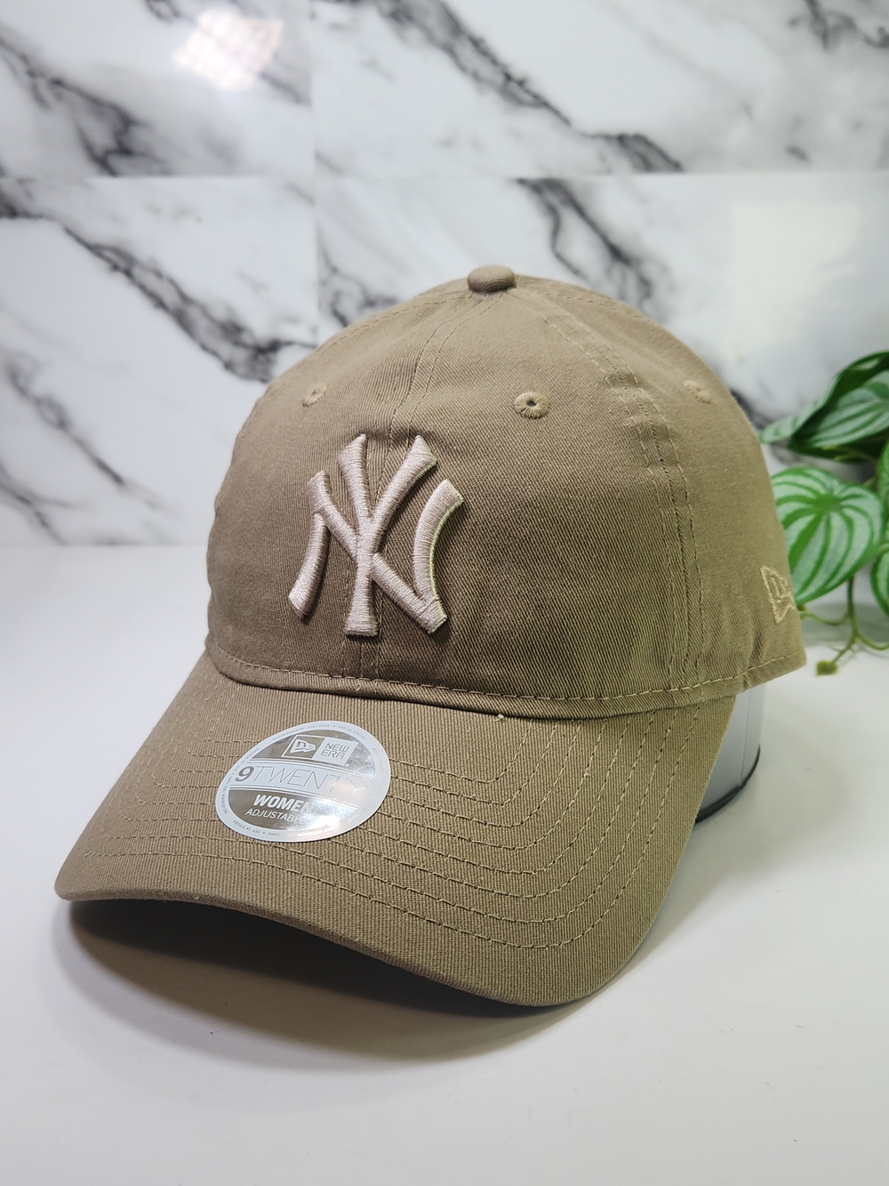 New York NY Cap New Era Yankees Tan Baseball Cap. Adjustable